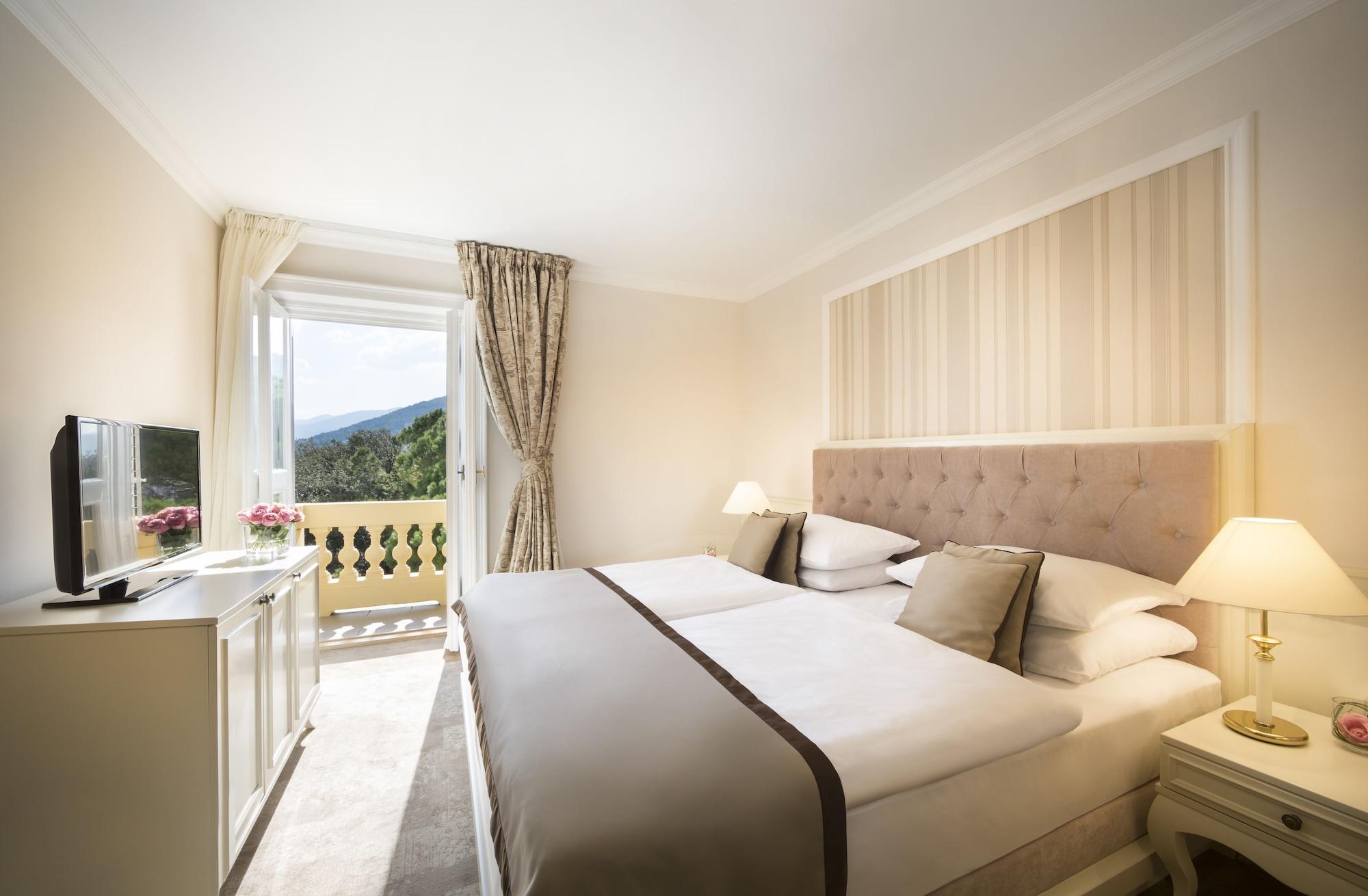 科瓦内尔雷米森高级酒店 奥帕提亚 外观 照片
